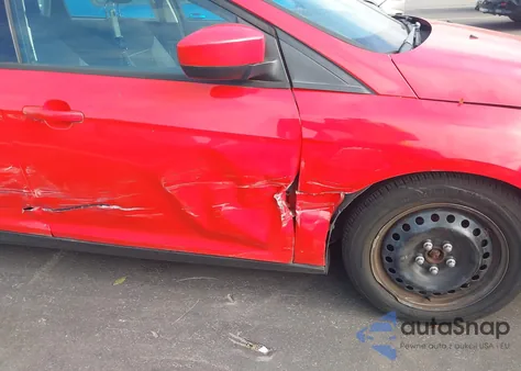 2012 Ford Focus Se из США, поврежденный, VIN 1FAHP3F20CL374707